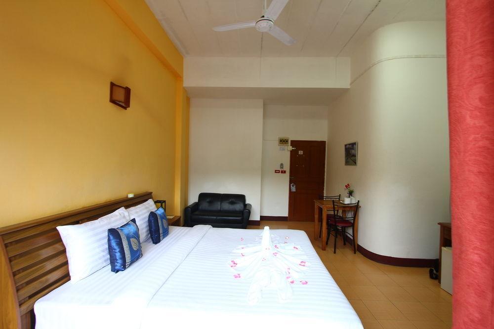 Hotel Sea U Honey Patong Exterior foto